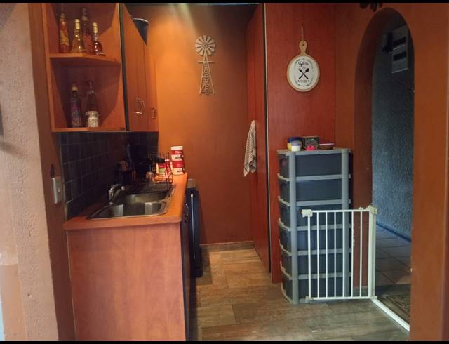 5 BEDROOM HOUSE FOR SALE IN BIRCHLEIGH